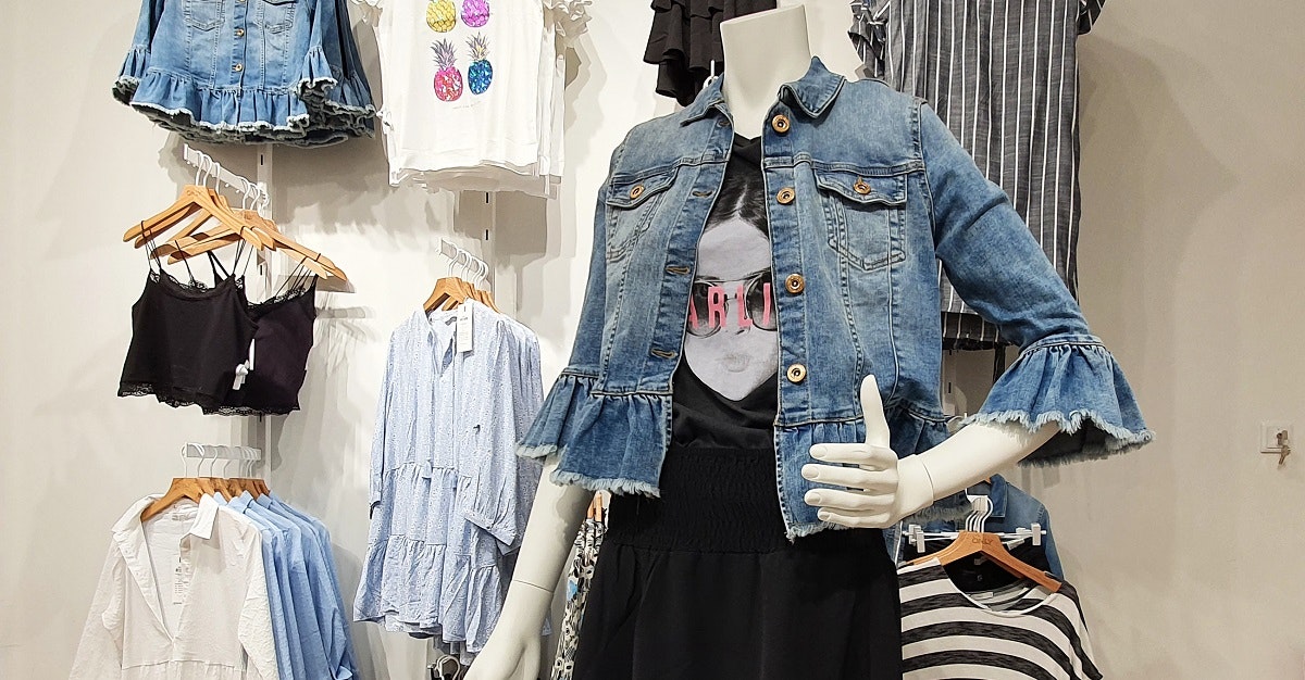 Sommermode in dern MÜNSTER ARKADEN mit Cropped Tops von ONLY